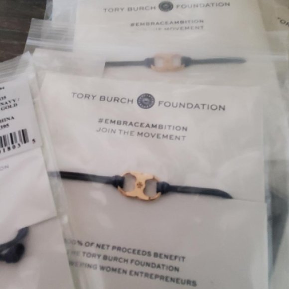 Tory Burch Join The Movement Embrace Bracelets - Picture 5 of 6